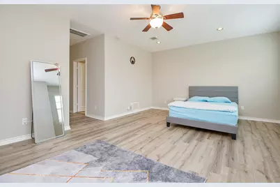 7920 Ashford Terrace Drive, Houston, TX 77072 - Photo 16