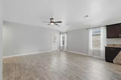 9431 Paloma Creek Drive, Tomball, TX 77375 - Photo 12