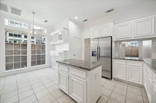 1214 W Alabama St, Houston, TX 77006 - Photo 12