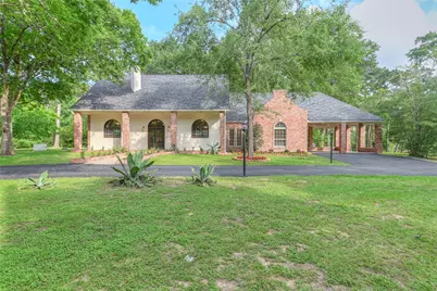 10147 Lewis Creek Circle, Willis, TX 77318 - Photo 4