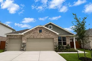 1013 S Oakhurst Dr, Dayton, TX 77535 - Photo 1