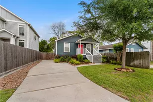 809 E 40th St, Houston, TX 77022 - Photo 2