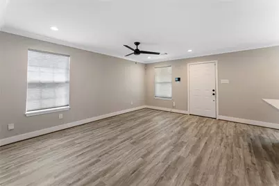 809 E 40th Street, Houston, TX 77022 - Photo 8