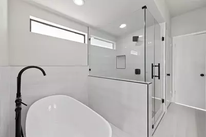 3138 Country Club Boulevard, Stafford, TX 77477 - Photo 6