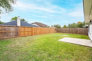 9323 Comanche Peak Ln, Houston, TX 77089 - Photo 30