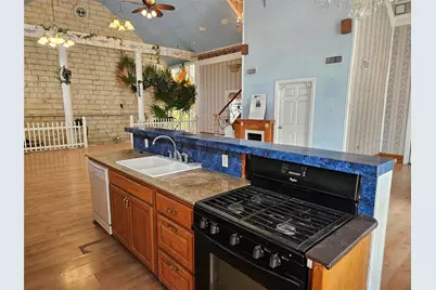 716 Dogwood Street, Robinson, TX 76706 - Photo 8