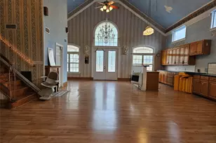 716 Dogwood St, Robinson, TX 76706 - Photo 2