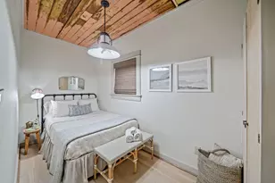 3705 Avenue K, Galveston, TX 77550 - Photo 8