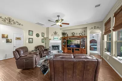 16002 Dunes Drive, Crosby, TX 77532 - Photo 12