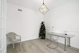 9407 Denbury Way, Houston, TX 77025 - Photo 28