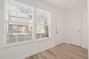 1257 E Witte Rd, Houston, TX 77055 - Photo 4