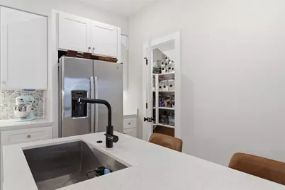 5825 Francis Oak Place, Houston, TX 77091 - Photo 8