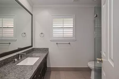 24 Champions Colony E, Houston, TX 77069 - Photo 16
