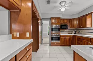 606 Forest Lake Dr, Seabrook, TX 77586 - Photo 14