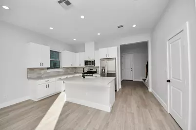 8306 Comal Street #B, Houston, TX 77051 - Photo 8