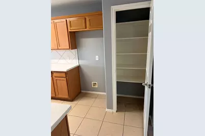 7214 Crescent Mills Drive, Houston, TX 77083 - Photo 12