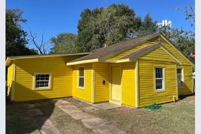 7210 Kassarine Pass, Houston, TX 77033 - Photo 1