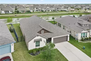 2733 Arbor Edge Crossing, Texas City, TX 77568 - Photo 2