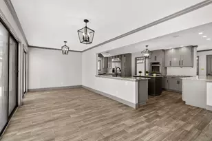 3031 Fairway Dr, Sugar Land, TX 77478 - Photo 10