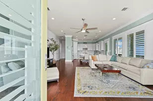 25102 Sausalito Dr, Galveston, TX 77554 - Photo 4