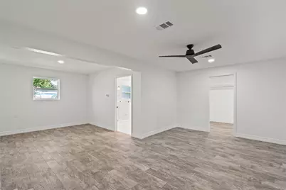 5425 Jeffrey Street, Dickinson, TX 77539 - Photo 16