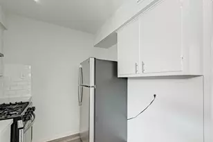 2420 McDuffie St, Houston, TX 77019 - Photo 18