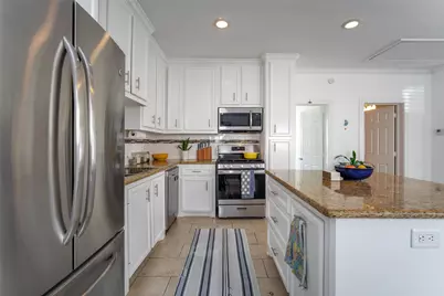 2116 Carter Street, Houston, TX 77008 - Photo 8