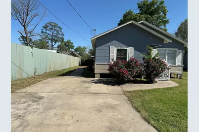 8708 Lanewood Drive, Houston, TX 77016 - Photo 2