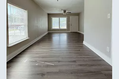 8708 Lanewood Drive, Houston, TX 77016 - Photo 4