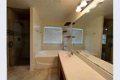 1053 Shadow Glenn Drive, Conroe, TX 77301 - Photo 6