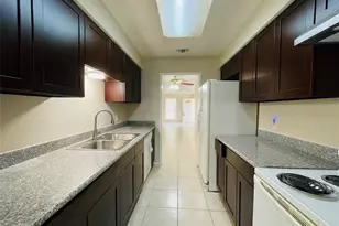 12713 Lima Dr, Houston, TX 77099 - Photo 4