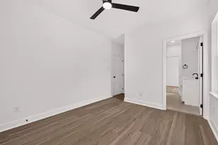 8110 Carver Rd, Houston, TX 77088 - Photo 16