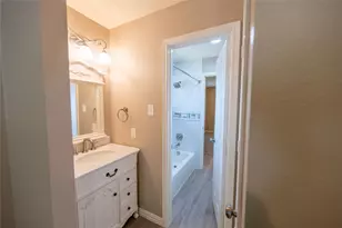 1427 Old Hickory Ln, League City, TX 77573 - Photo 28