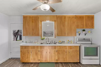 403 N College Street, Weimar, TX 78962 - Photo 20