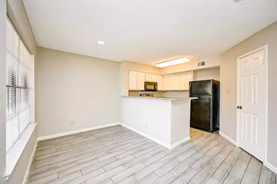 2300 Old Spanish Trail #1004, Houston, TX 77054 - Photo 6