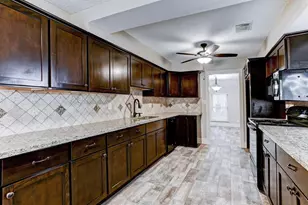 1827 Riverwood Trail, Spring, TX 77386 - Photo 8