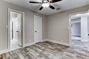 1827 Riverwood Trail, Spring, TX 77386 - Photo 18