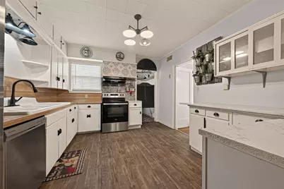 416 E Caney Street, Wharton, TX 77488 - Photo 8
