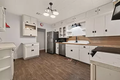416 E Caney Street, Wharton, TX 77488 - Photo 6