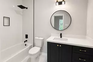2314 McKee St, Houston, TX 77009 - Photo 8