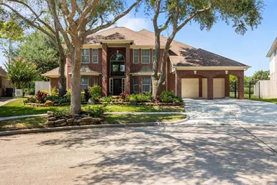 2408 Sawgrass Court, League City, TX 77573 - Photo 4