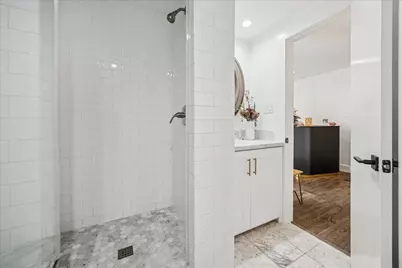 1919 Missouri Street, Houston, TX 77019 - Photo 6