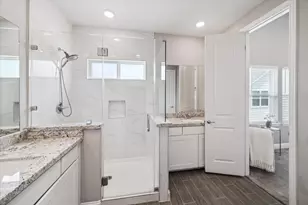 5443 Camaguey St, Houston, TX 77023 - Photo 14