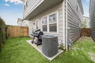 5443 Camaguey St, Houston, TX 77023 - Photo 20