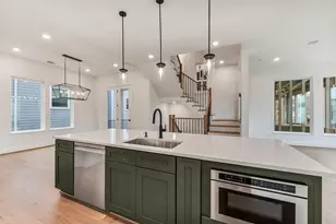 806 Fisher St, Houston, TX 77018 - Photo 4
