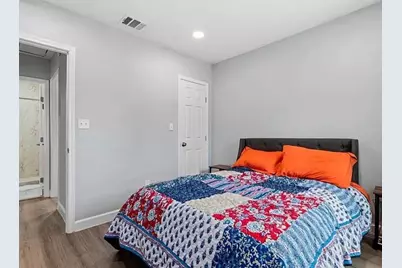 9413 Clinton Drive, Houston, TX 77029 - Photo 10