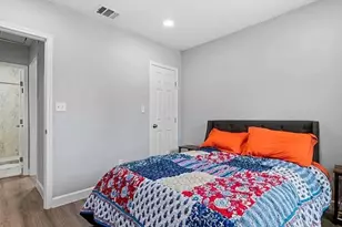 9413 Clinton Dr, Houston, TX 77029 - Photo 10