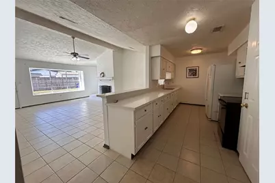 10502 Long River Drive, Sugar Land, TX 77498 - Photo 14