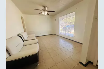 10502 Long River Drive, Sugar Land, TX 77498 - Photo 6