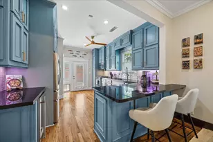 618 Bayland Ave, Houston, TX 77009 - Photo 8